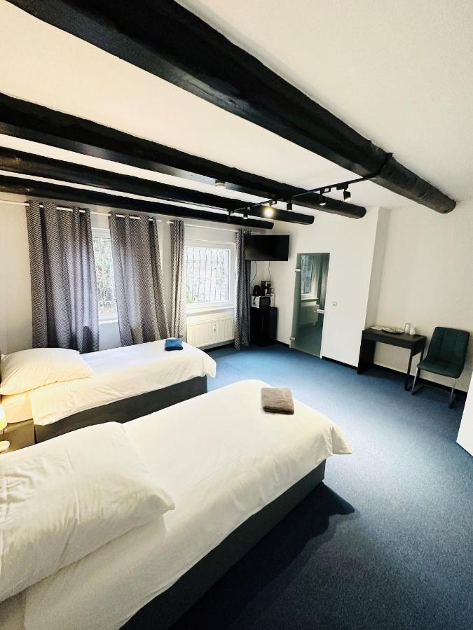 Loewen Unterkunft Braunschweig Esterno foto