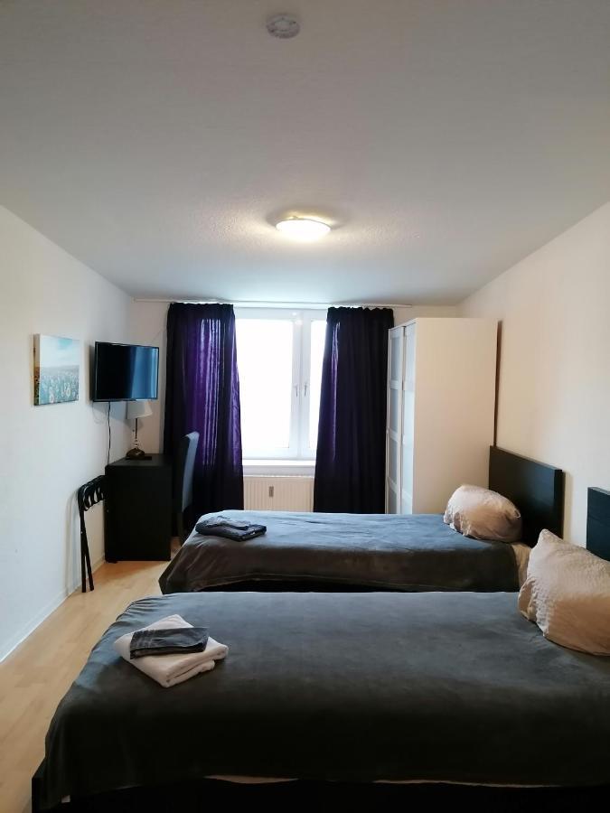 Loewen Unterkunft Braunschweig Esterno foto
