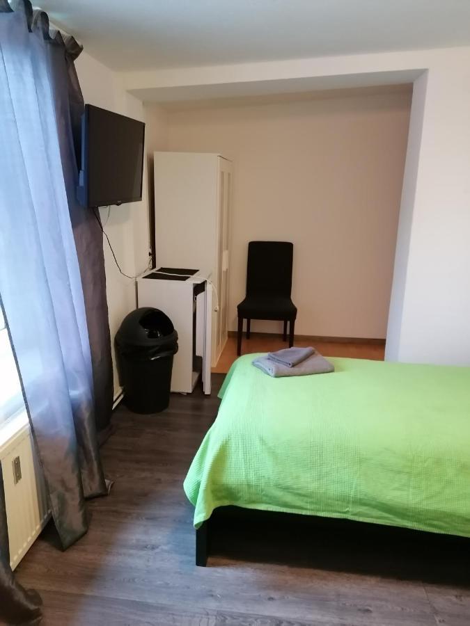 Loewen Unterkunft Braunschweig Esterno foto